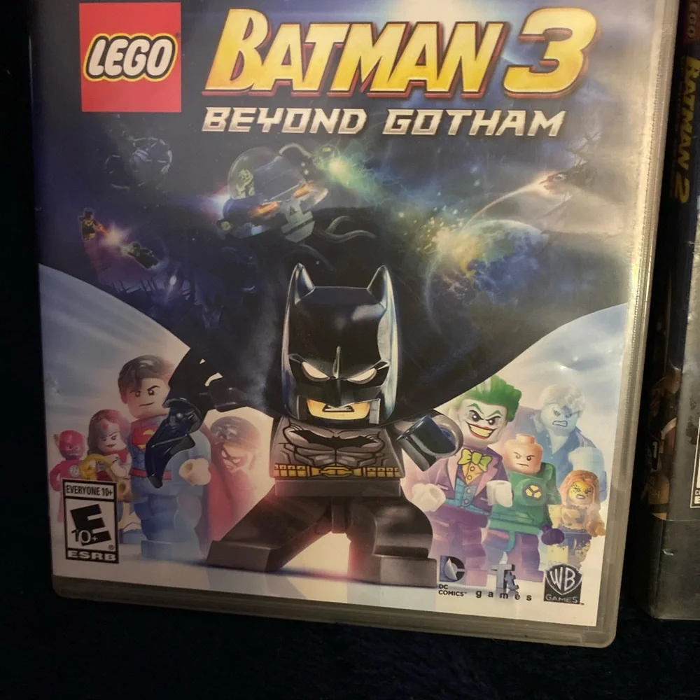 Sony PS3 LEGO Batman 2 Cover with Black and Blue Artwork
